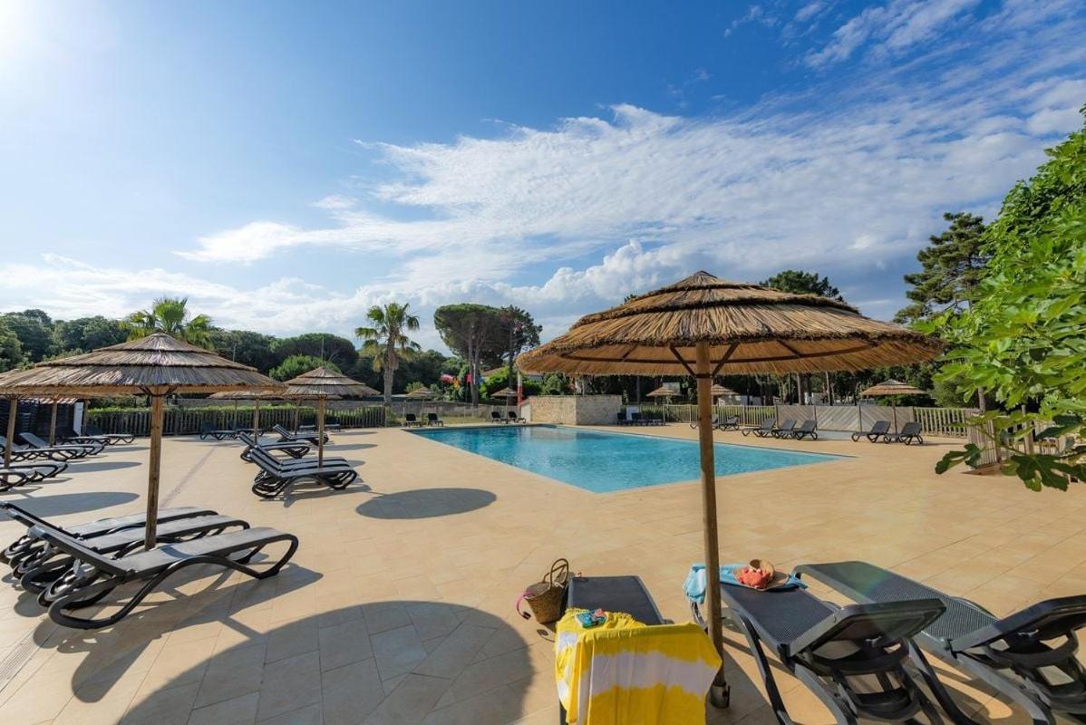 Camping Campo Di Liccia Bonifacio  Zewnętrze zdjęcie
